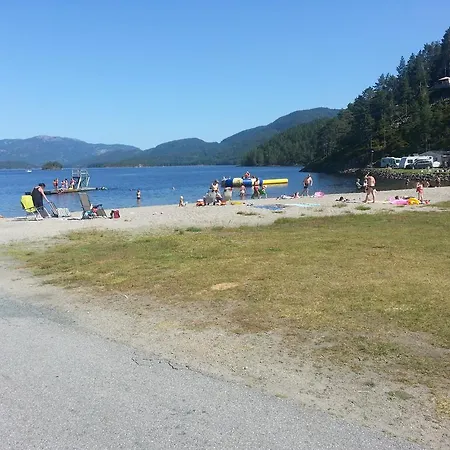 Κάμπινγκ Garvikstrondi