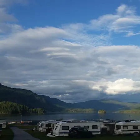 Κάμπινγκ Garvikstrondi *